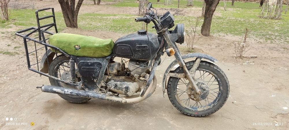 Mototsikl Иж планета 4