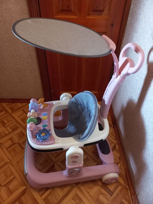 Ходунки детские состояние новых.