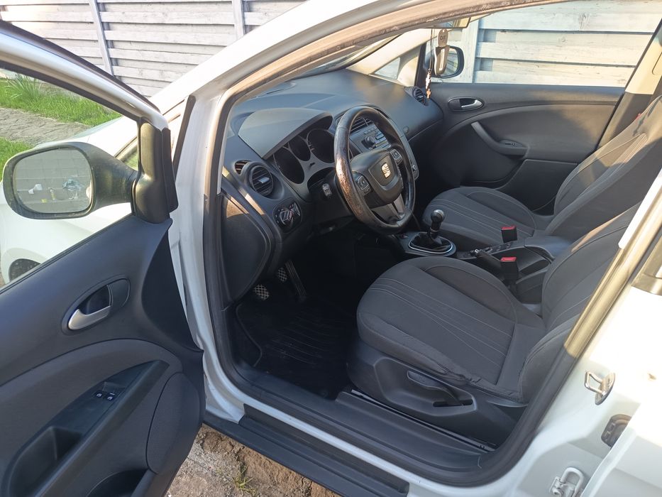 Seat Altea/ an 2012/ 1.6 tdi/ 200000km reali