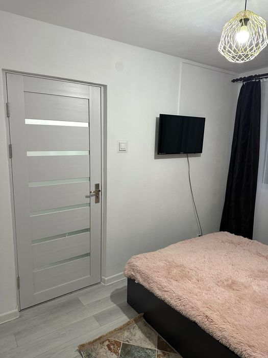 Inchiriez apartament cu 2 camere, Str. Gheorghe Barboi