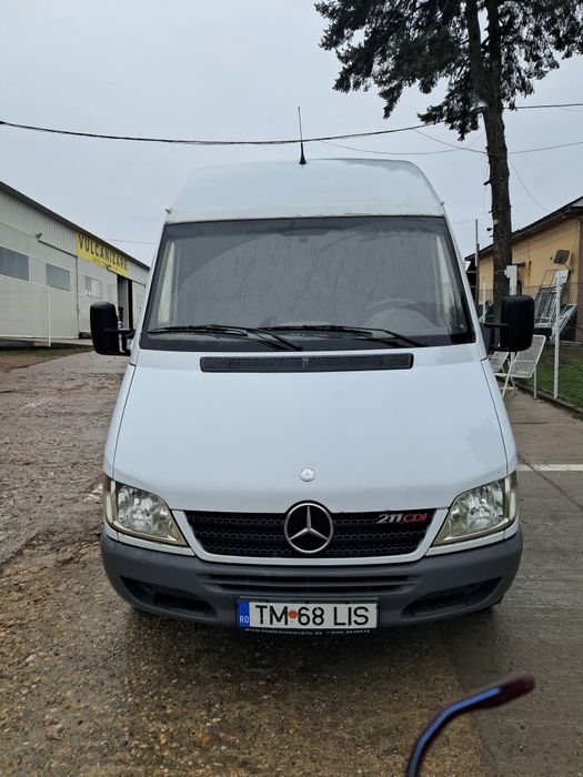 Vând microbuz sprinter !