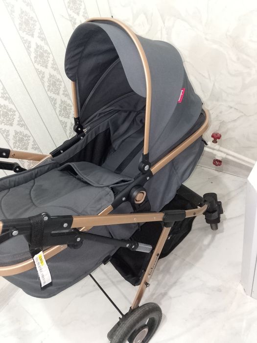 Продам каляску в идеальный сост