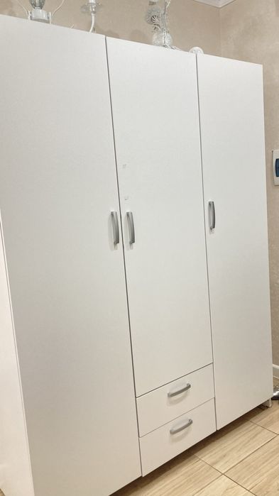 Продам шкаф б/у хорошем состояние