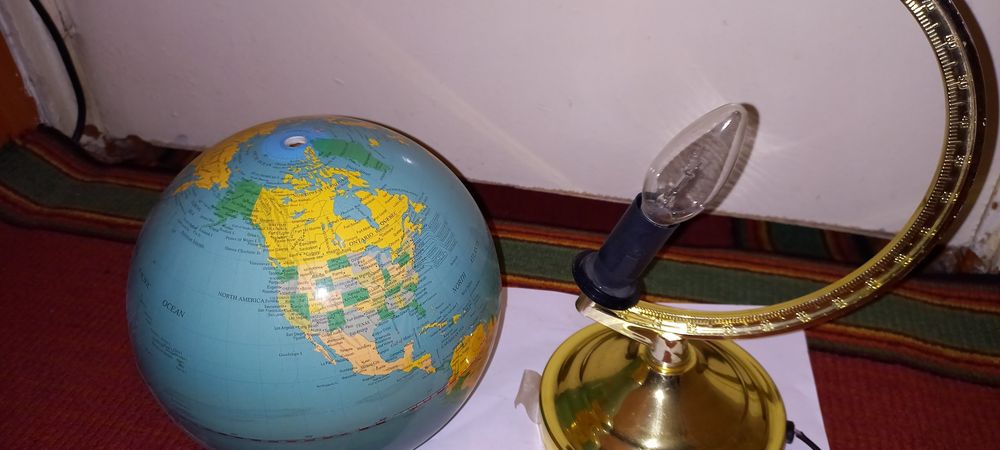 Продаю глобус светильник