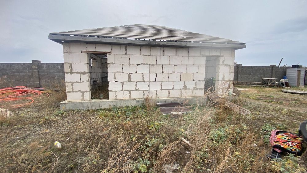 Продается дом черновой