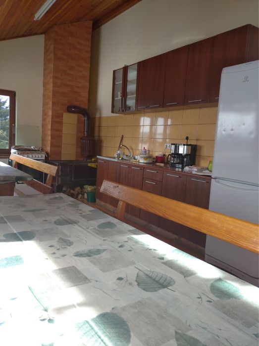 Camere de inchiriat Marisel, aproape de partie