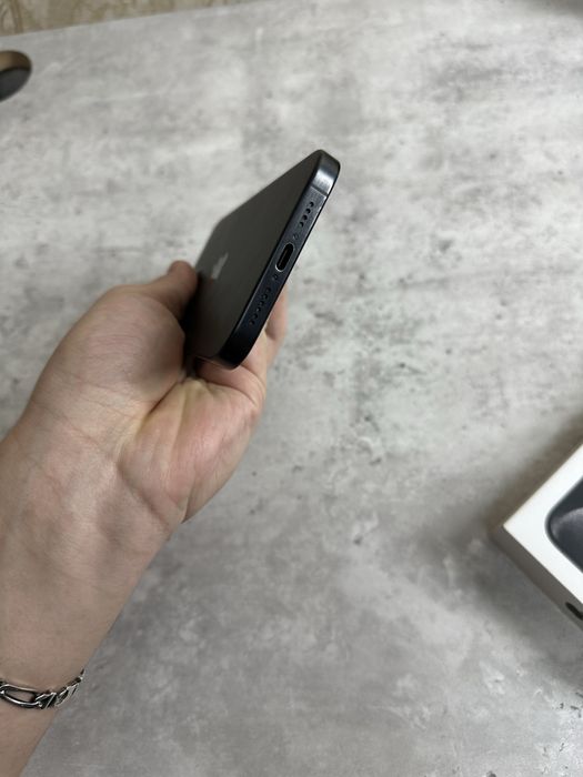 iPhone 15 pro max 256gb (100% аккумулятор)