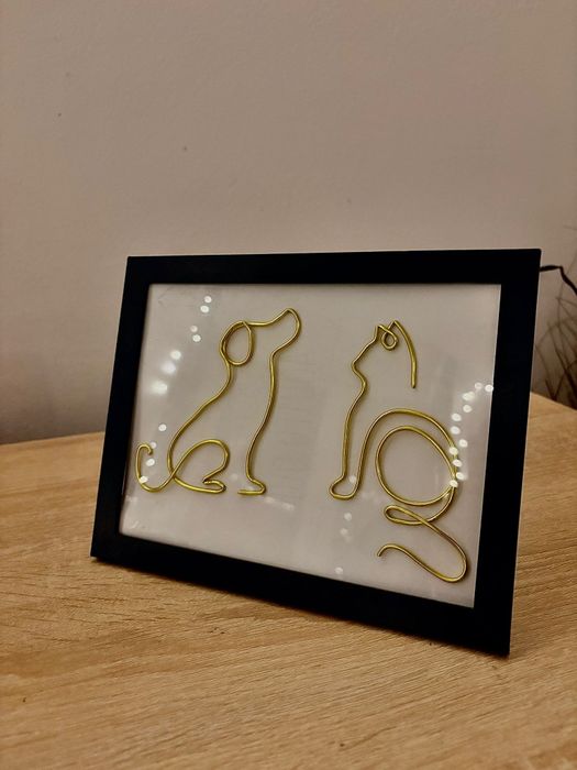 Creații din sarma modelata