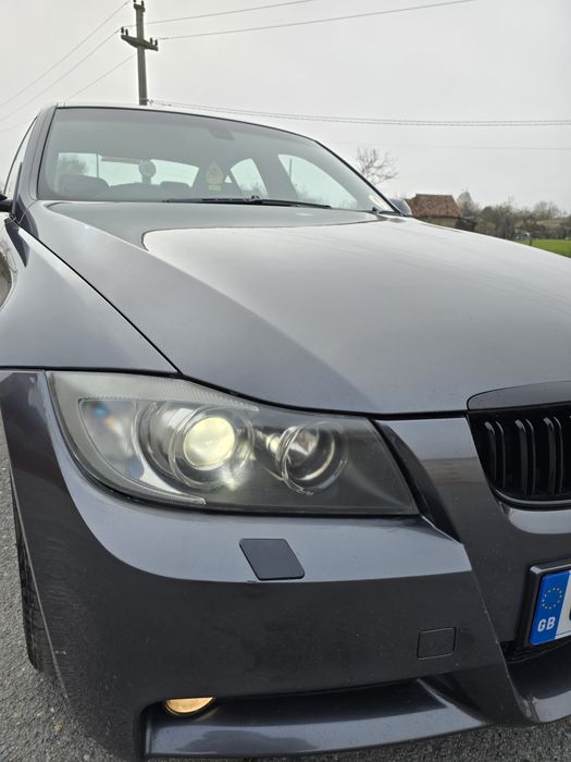 Dezmembrez bmw e90 320d