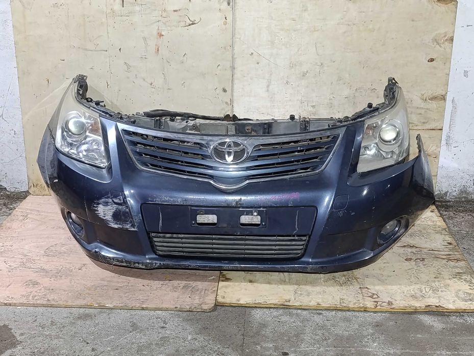 Ноускат Toyota Avensis T270 3-поколеие дорест 08-11г морда носик