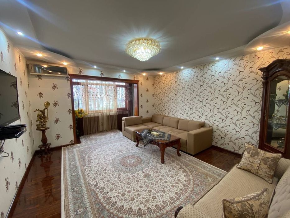 Novza metro kvartira arenda, qizlarga kvartira arenda 2 kishi bolamiz