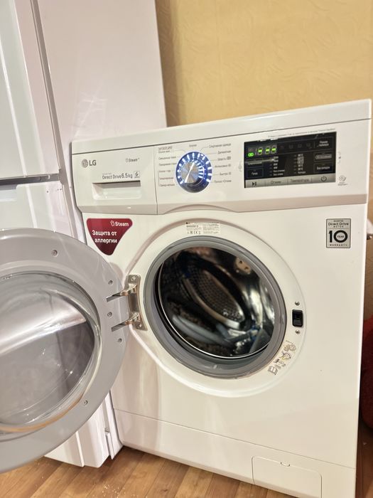 Холодильник Hotpoint Ariston