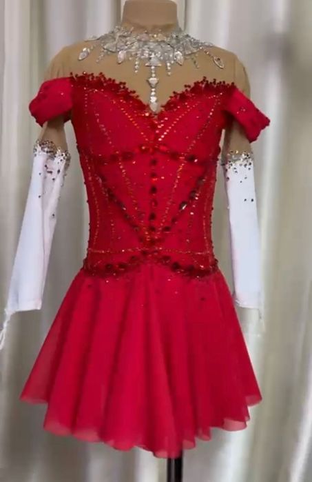 Платье для фигурного катания