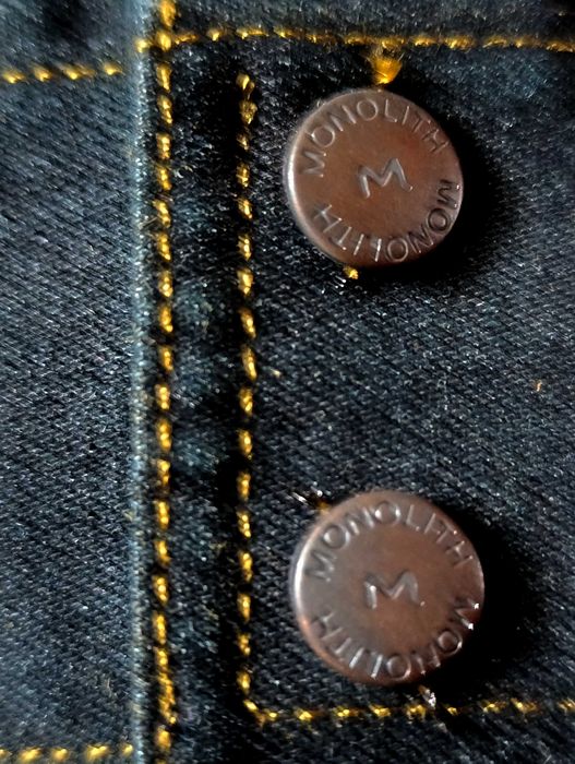 Мужская джинсовая рубашка.