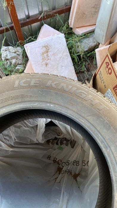 Зимния резина 225/60 R18