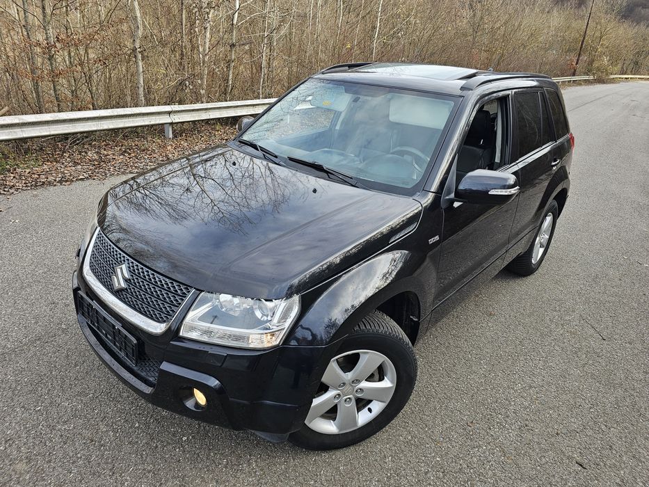 Suzuki Grand Vitara/2013 / Full Option