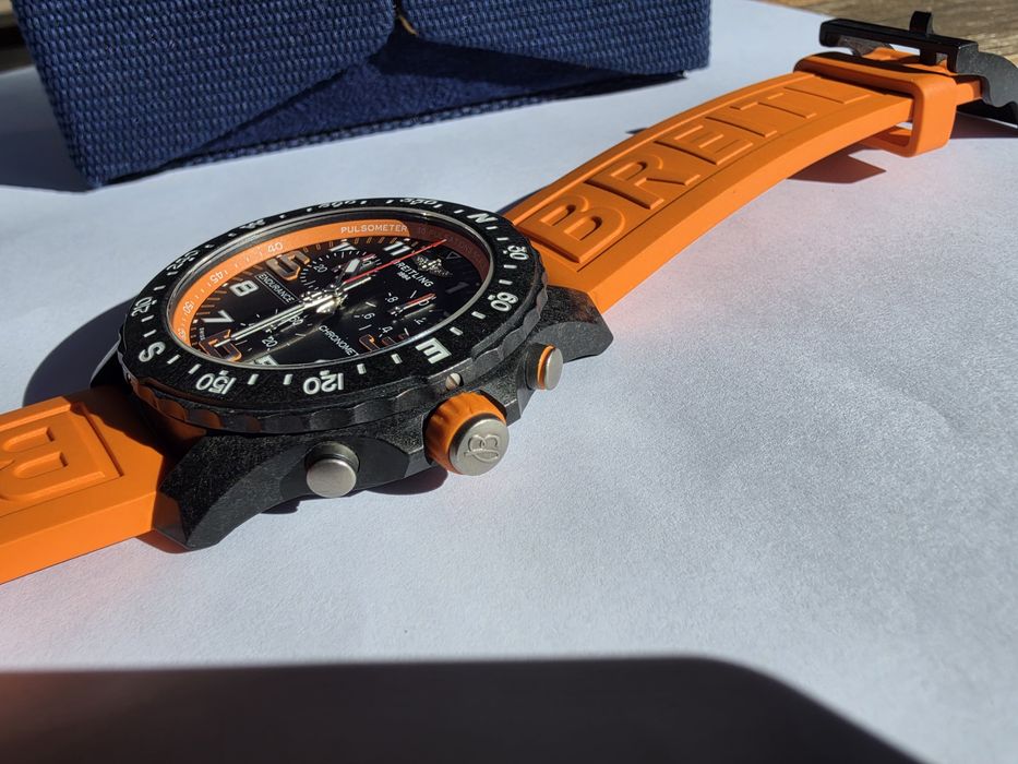 Breitling Endurance Pro 44мм
