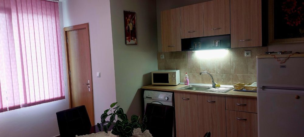 Дава се под наем Едностаен апартамент в Варна, Трошево - 35 кв.м за 255 € - Снимка #1