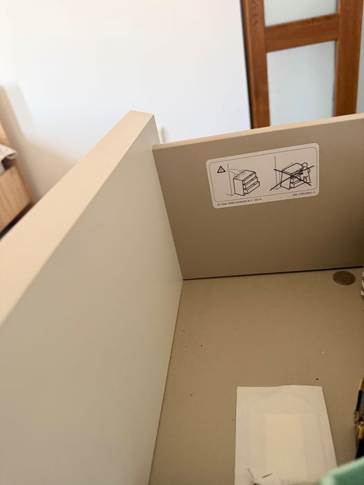 Comodă albă IKEA
