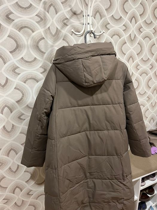 Продам зимний пуховик