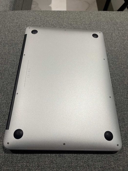 Apple Macbook Air 13 2017    256GB