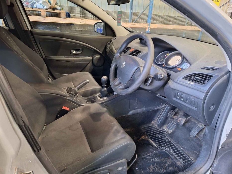 Oglinda Dreapta Renault Megane 2011 Break Argintiu