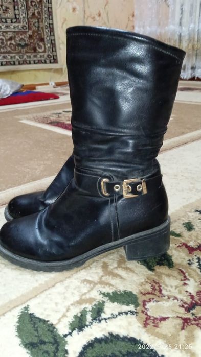 Обувь 37 размер 3000