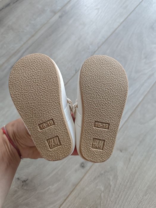Обувки за дете  H&M