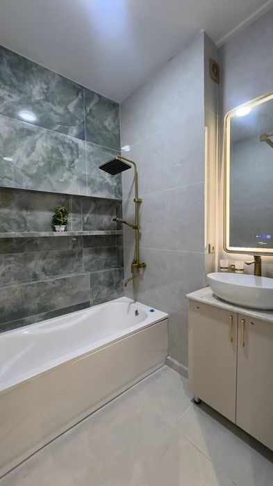 ЖК "Манзур" Юнусобод 18 кв 3 хона 71м2+Балкон Евро Ремонт 11.8000$