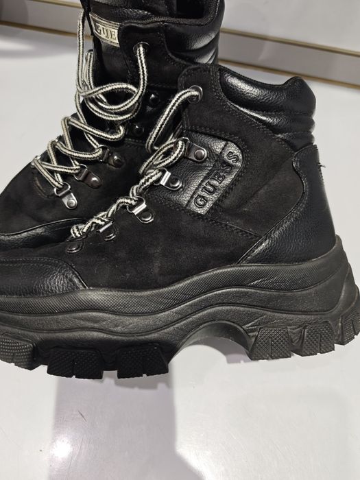 Дамски обувки Guess