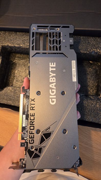 Placă video Gigabyte GeForce RTX 3070 GAMING OC 8GB GDDR6, 256-bit