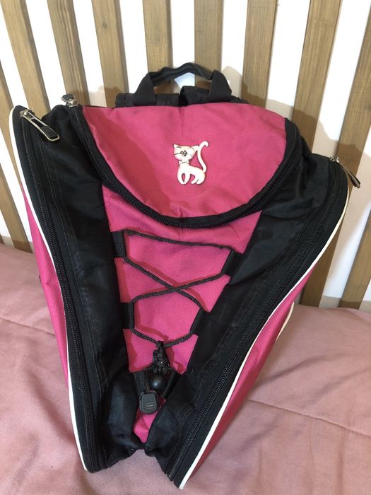 Сумка-рюкзак для коньков.