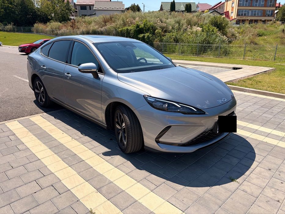 Byd Seal 5 BYD Seal 5 DM-i echipare DESIGN - anvelope noi vara/iarna