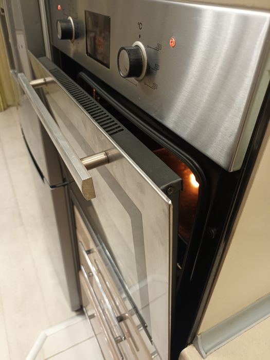 Фурна за вграждане Пирамис +керамични котлони