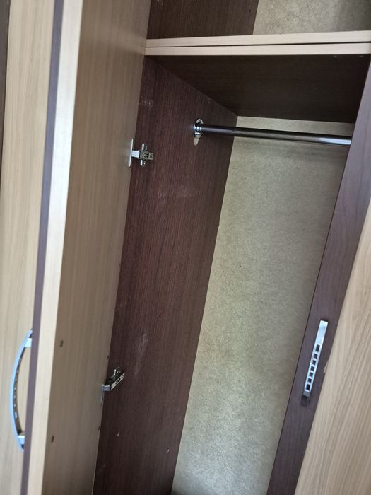 Продам шкаф для одежды