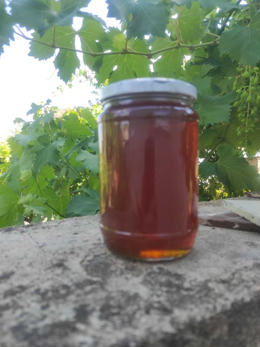 Пчелен мед-Липа реколта 2025г,със сертификат от лаборатория.