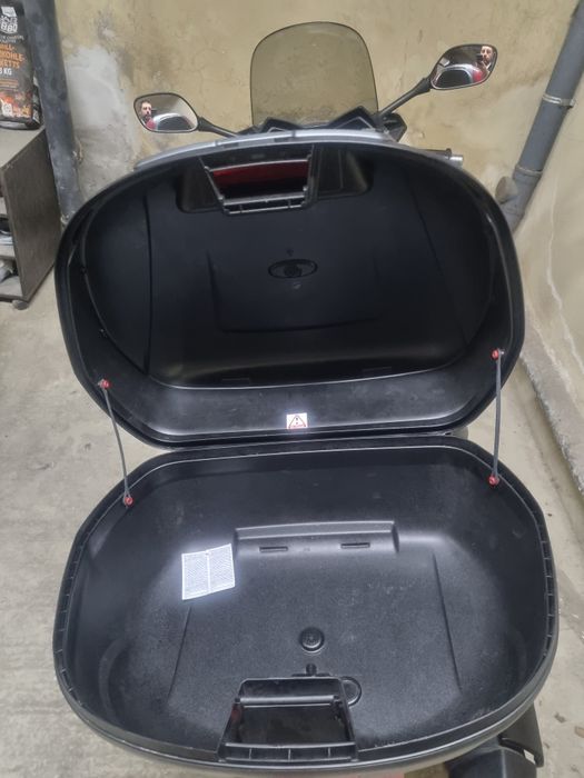 Куфар за ,,Yamaha X-max"