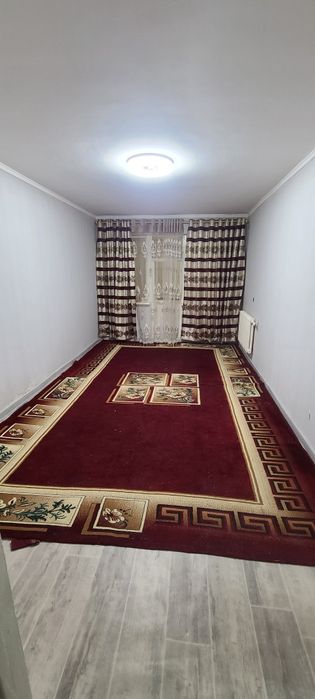 ПРОДАЕТСЯ 8 м/н 2-х комнатная КВ, можно в Ипотеку Чирчик