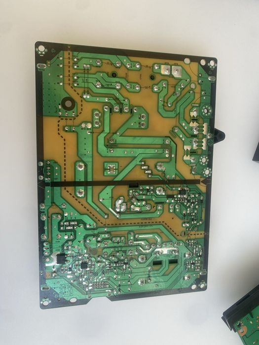 Телевизор LG 32LF5610 за части