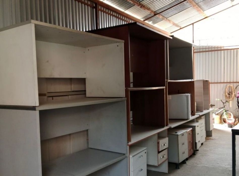 Распродажа офисной мебели