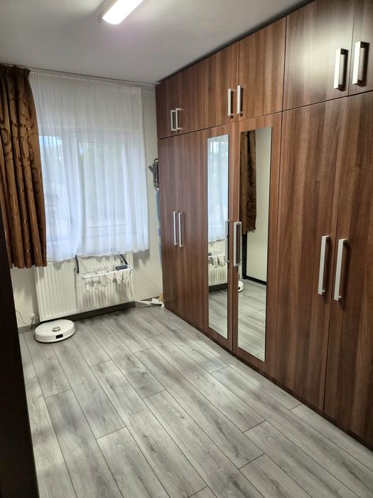 De vanzare, Apartament 4 camere Micro 17, Satu Mare