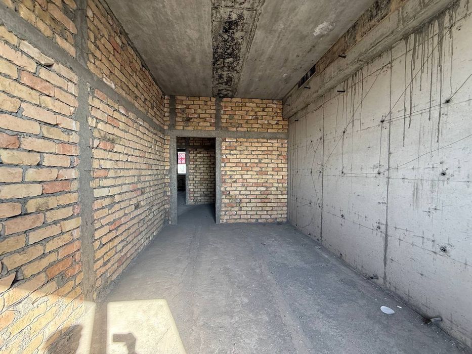 Срочная продажа 2-х комнатная 63 м2 коробка улица Фергана Йули