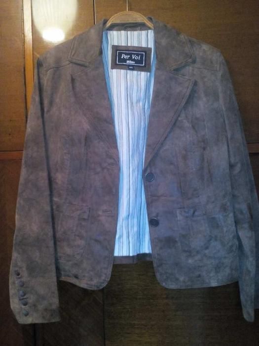 Две елегантни дамски сака