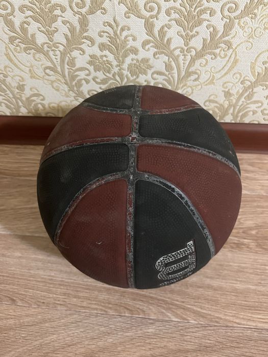 Баскетбольный мячь Wilson
