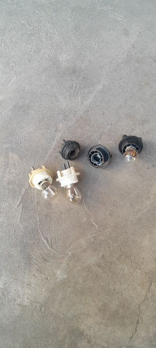 W124 запчасти детали .