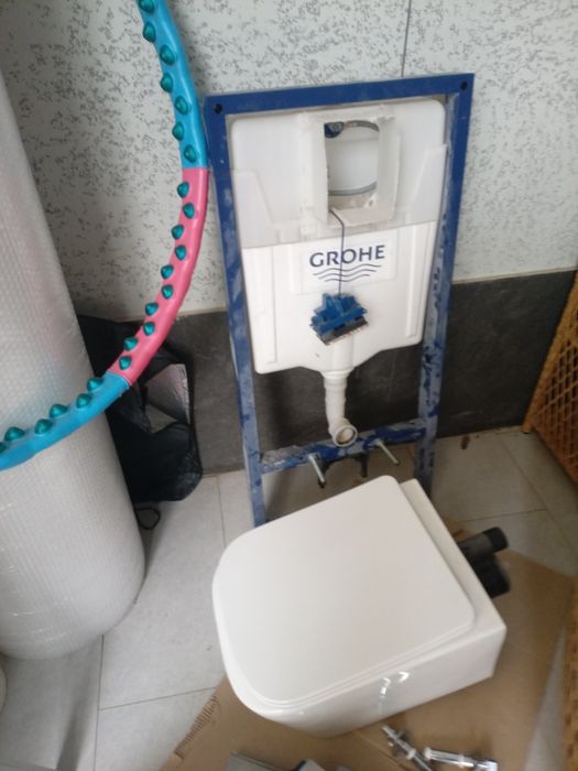 Продаётся унитаз инсталляция, биде