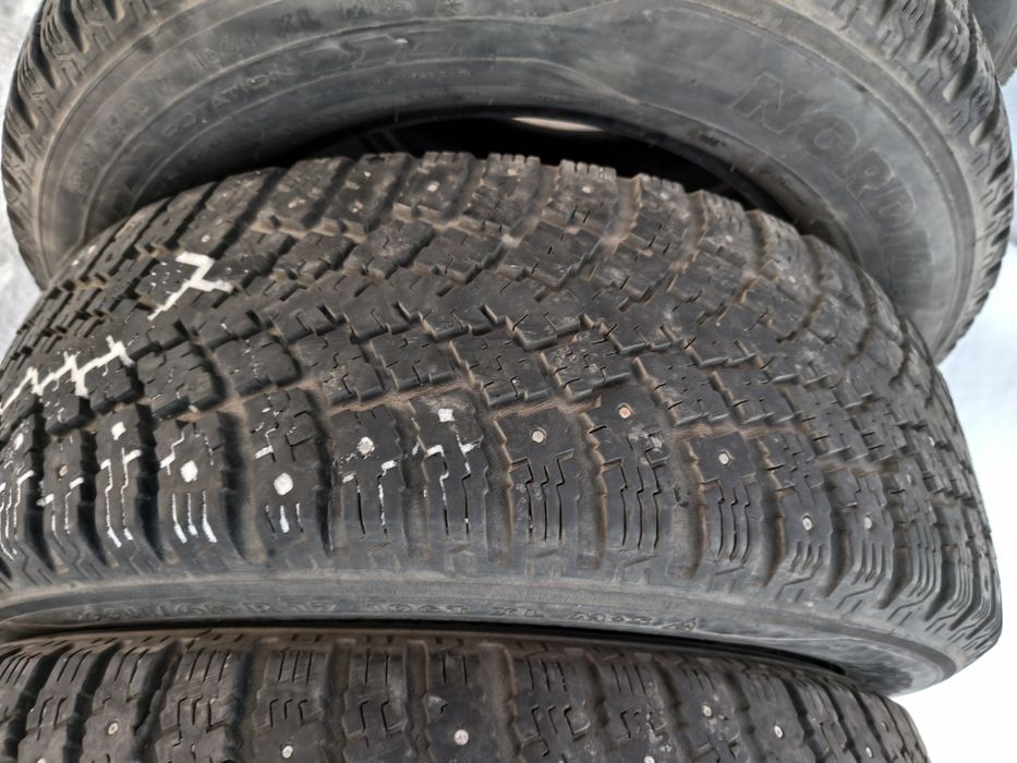 Продам зимние шины 225/65/17