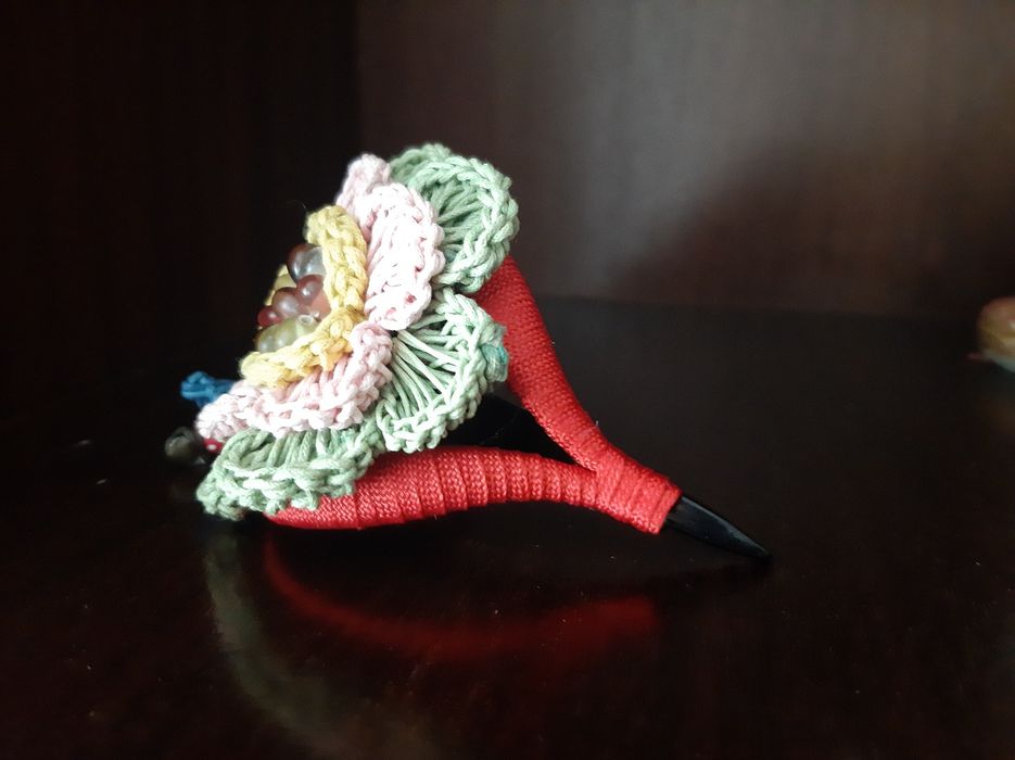 Заколка цветок для волос