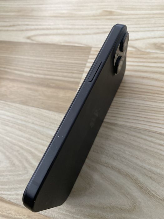 iPhone 15 , memorie 128 GB