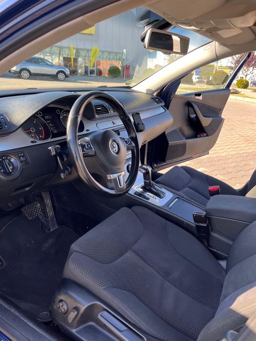 Vând Passat b6